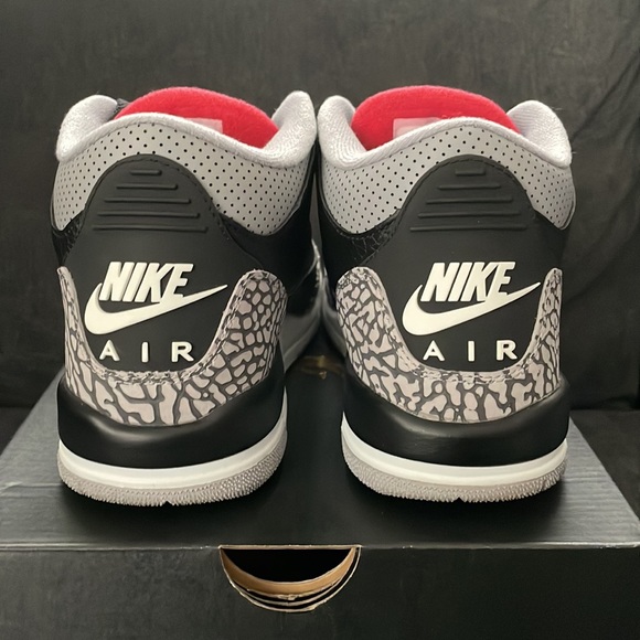 Jordan 3 OG Black Cement - Picture 3 of 6